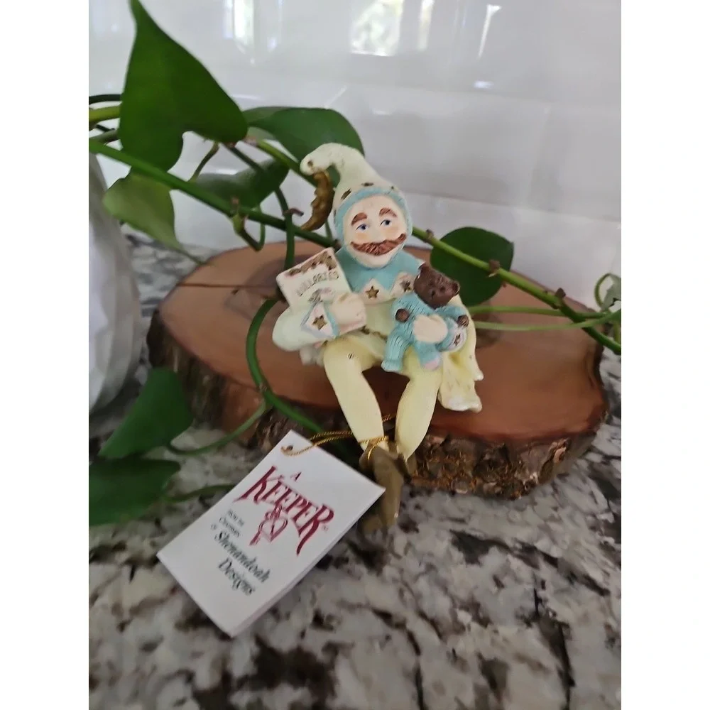 KEEPER OF THE NURSERY Vintage Shenandoah Designs Mantle Or Shelf Figurine